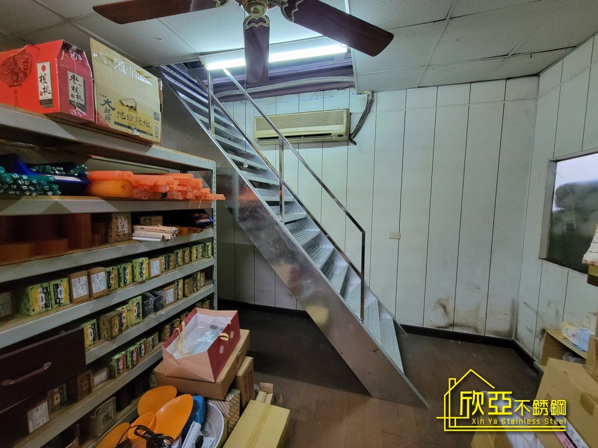 【台中欄杆扶手】樓梯+不銹鋼日式扶手